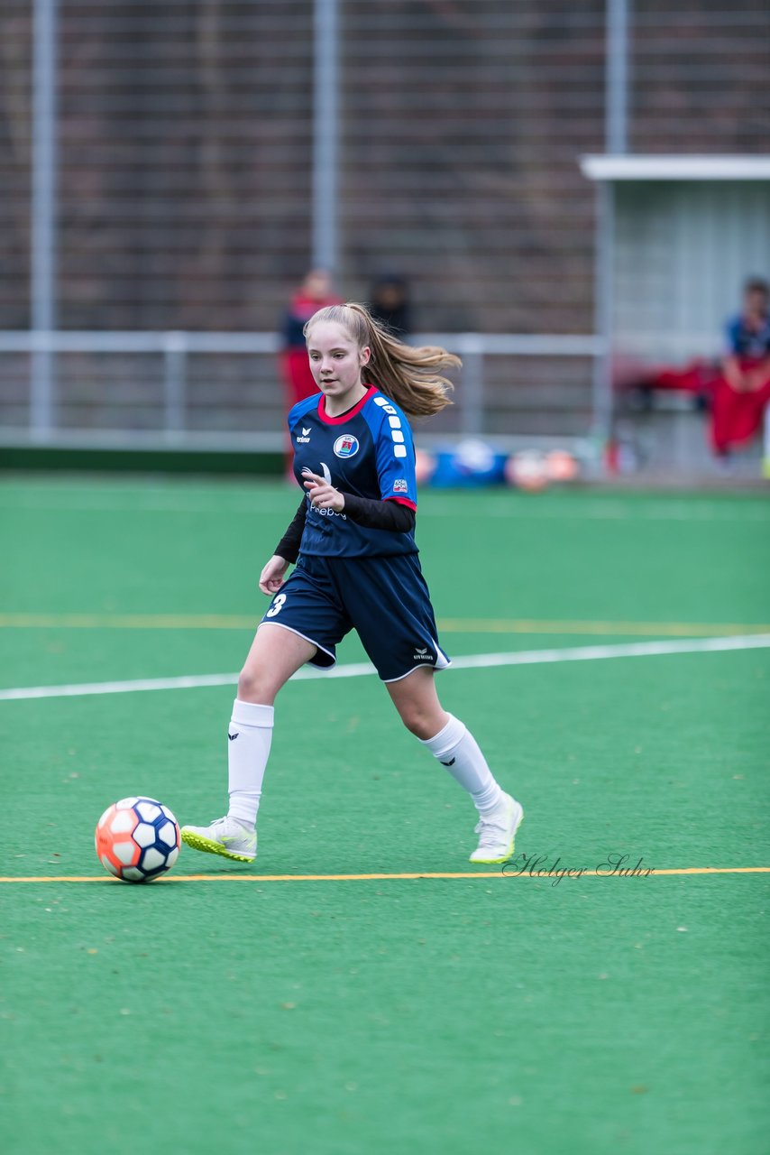 Bild 166 - wBJ VfL Pinneberg - St. Pauli : Ergebnis: 7:0 (Abbruch)